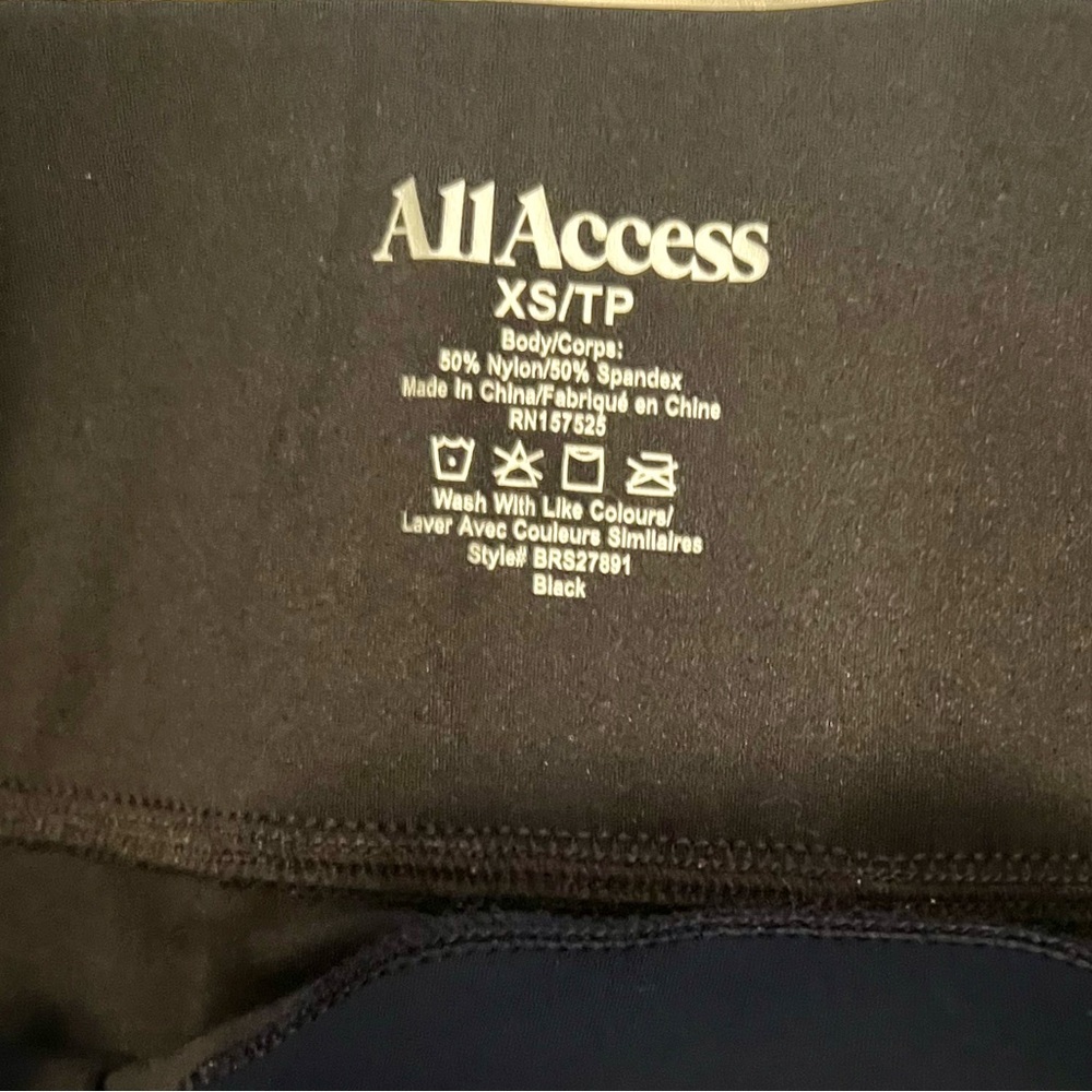 Bandier All Access short - Picture 3 of 4
